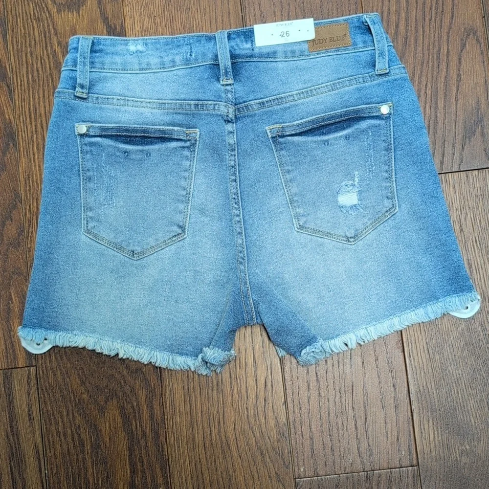 Judy Blue -  Mid Rise Denim Cut Off Shorts With Eyelet Detail - Picture 5 of 6